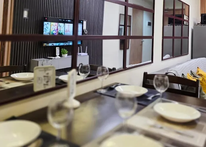 Hotel Shore 3 Mall Of Near Airport Road 4*